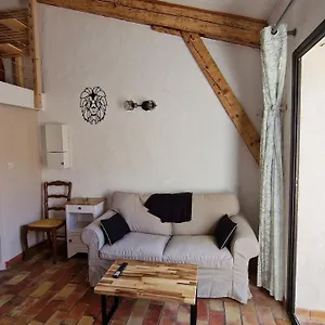 Au Pied De La Sainte Victoire Hébergement de vacances Puyloubier