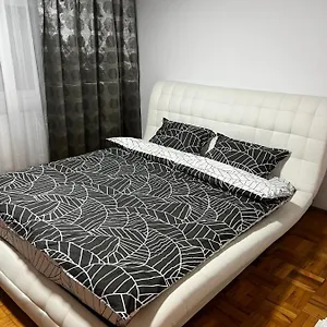 Mona Taxi#airport #parking#bucharest#therme Appartement Otopeni